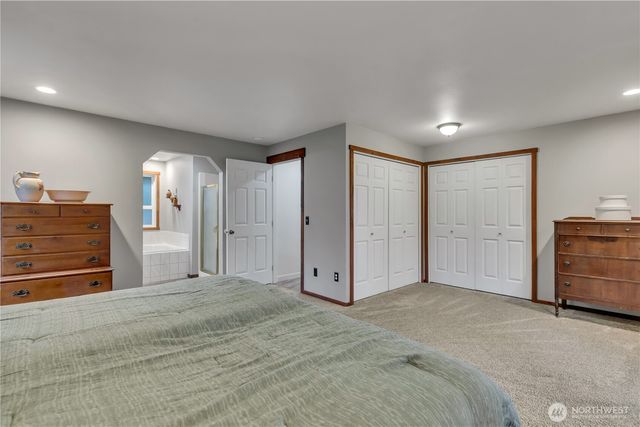 24421 SE 387th Street, Enumclaw, WA 98022