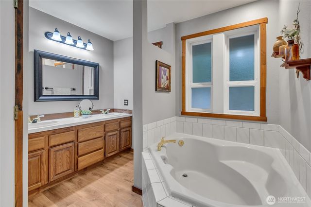 24421 SE 387th Street, Enumclaw, WA 98022