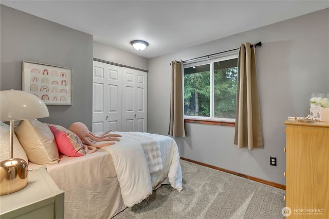 24421 SE 387th Street, Enumclaw, WA 98022