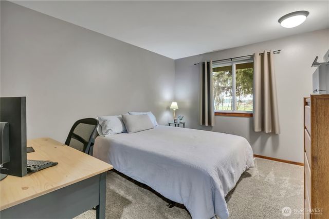 24421 SE 387th Street, Enumclaw, WA 98022