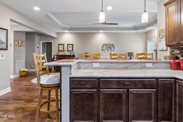 1148 Cliffview Circle, Gray, TN 37615