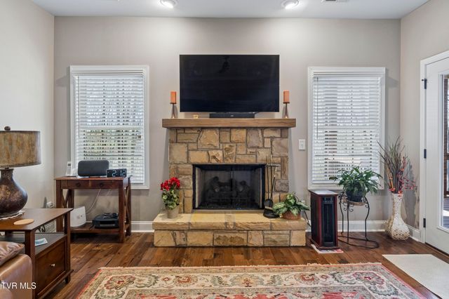 1148 Cliffview Circle, Gray, TN 37615