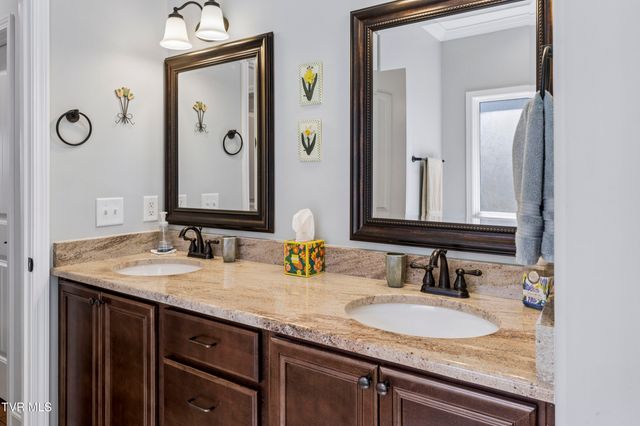 1148 Cliffview Circle, Gray, TN 37615