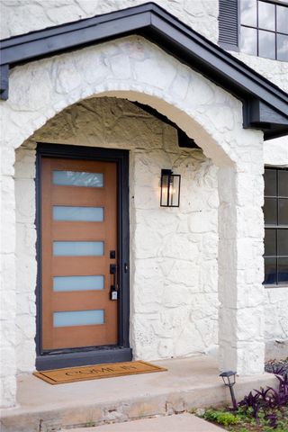 13265 Kerrville Folkway DR, Austin, TX 78729