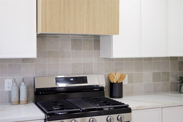 13265 Kerrville Folkway DR, Austin, TX 78729