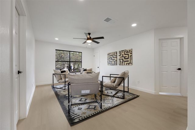 13265 Kerrville Folkway DR, Austin, TX 78729