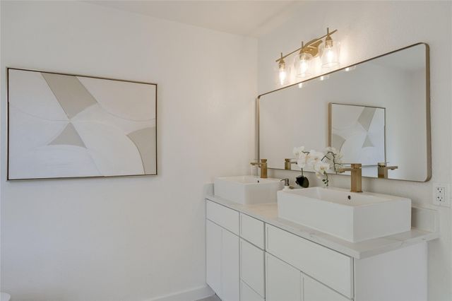 13265 Kerrville Folkway DR, Austin, TX 78729