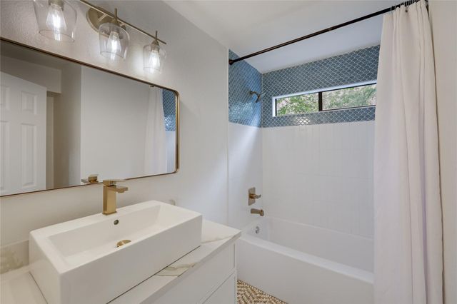 13265 Kerrville Folkway DR, Austin, TX 78729