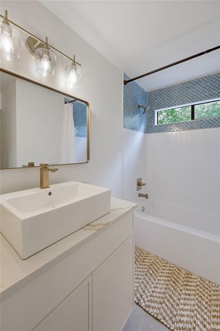 13265 Kerrville Folkway DR, Austin, TX 78729