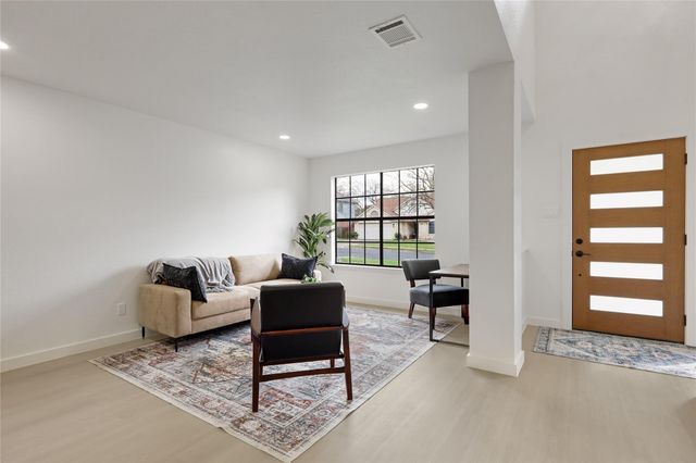 13265 Kerrville Folkway DR, Austin, TX 78729