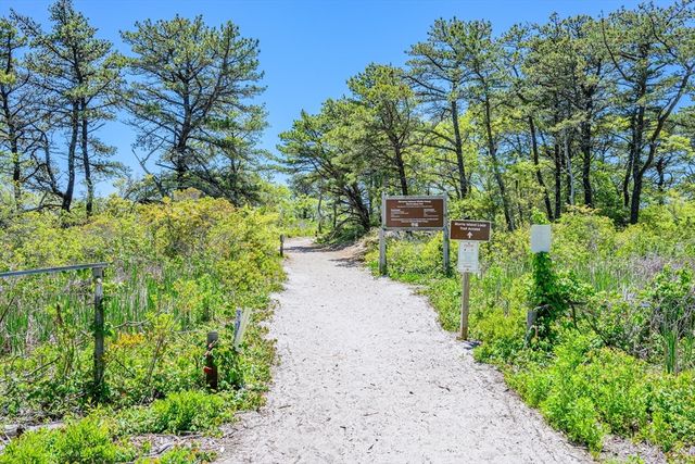 169 Tisquantum, Chatham, MA 02633
