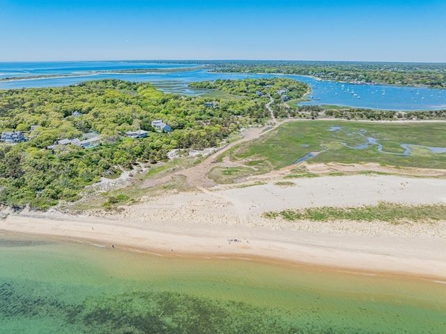 169 Tisquantum, Chatham, MA 02633