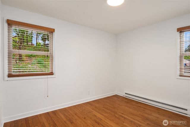 7915 18th Avenue SW, Seattle, WA 98106