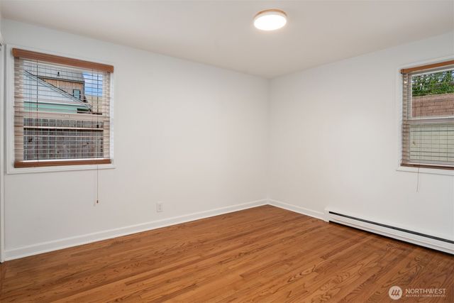 7915 18th Avenue SW, Seattle, WA 98106