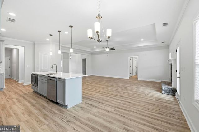 1000 Shoreline Drive, Madison, GA 30650