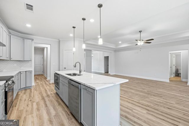 1000 Shoreline Drive, Madison, GA 30650