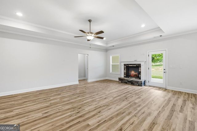 1000 Shoreline Drive, Madison, GA 30650