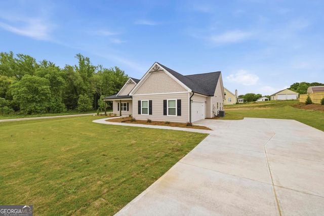 1000 Shoreline Drive, Madison, GA 30650