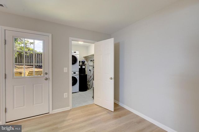1739 QUANTICO RD, Edgewater, MD 21037