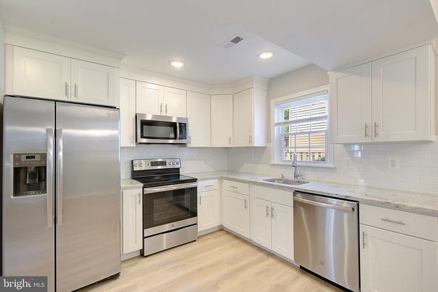 1739 QUANTICO RD, Edgewater, MD 21037
