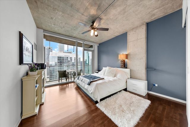 600 N FAIRBANKS Court 3301, Chicago, IL 60611