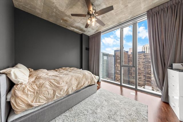 600 N FAIRBANKS Court 3301, Chicago, IL 60611