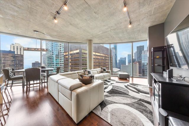 600 N FAIRBANKS Court 3301, Chicago, IL 60611