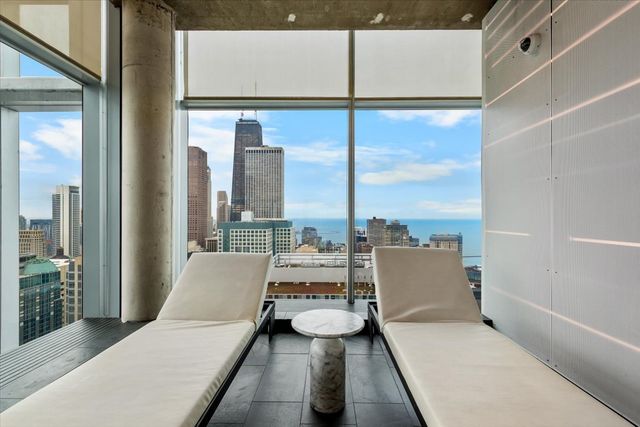 600 N FAIRBANKS Court 3301, Chicago, IL 60611