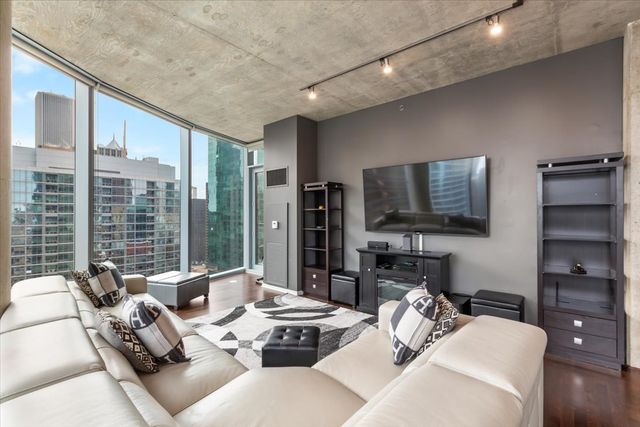 600 N FAIRBANKS Court 3301, Chicago, IL 60611