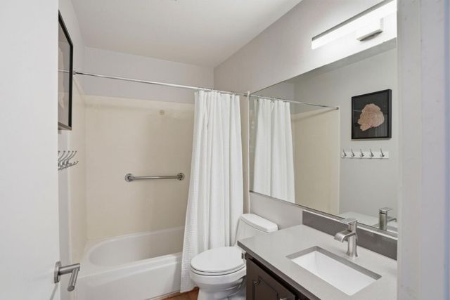 70 Forest Ridge Road 1, Monterey, CA 93940