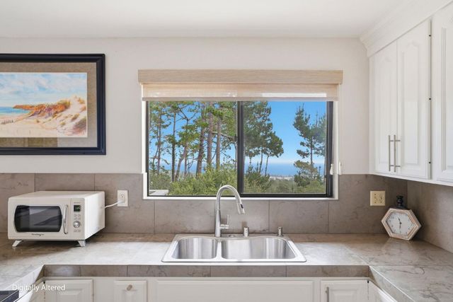 70 Forest Ridge Road 1, Monterey, CA 93940