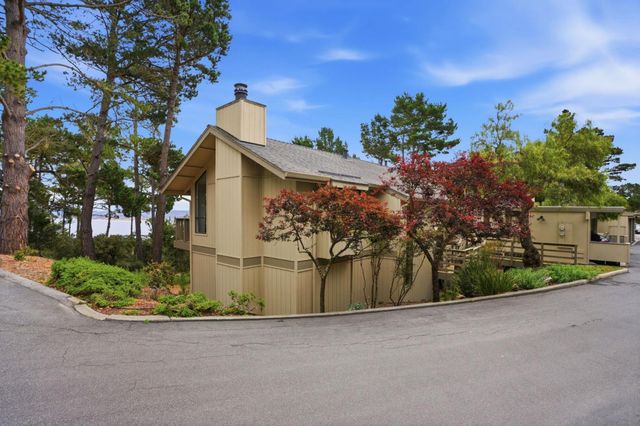70 Forest Ridge Road 1, Monterey, CA 93940