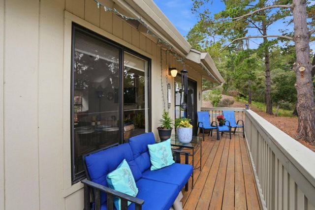 70 Forest Ridge Road 1, Monterey, CA 93940