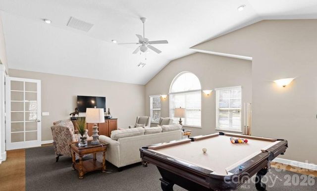 2232 Coltsview Lane, Matthews, NC 28105