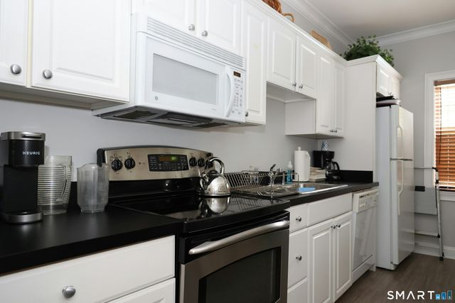 25 Franklin Court 25, Newtown, CT 06470