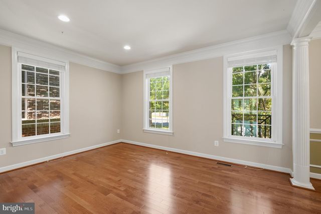 493 WATKINS MILL RD, Gaithersburg, MD 20878