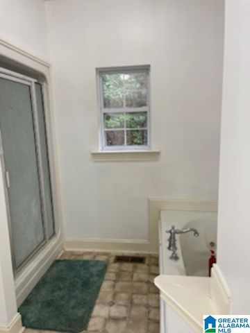 196 MAGNOLIA CIRCLE, Warrior, AL 35180