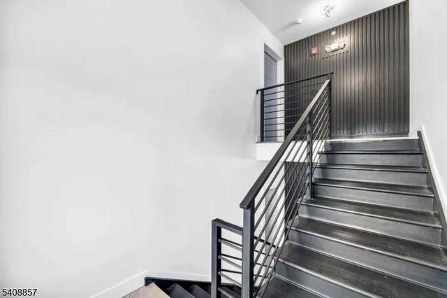 144 MAGNOLIA, Elizabeth City, NJ 07206