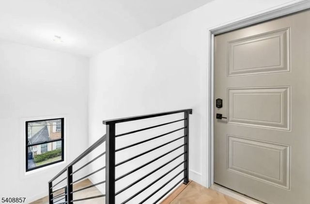 144 MAGNOLIA, Elizabeth City, NJ 07206