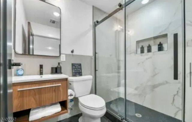 144 MAGNOLIA, Elizabeth City, NJ 07206