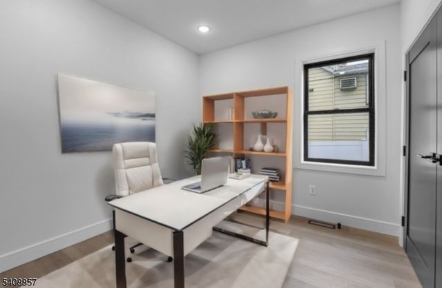 144 MAGNOLIA, Elizabeth City, NJ 07206