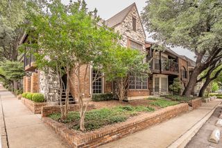 15906 CLub Crest Drive 1117, Dallas, TX 75248