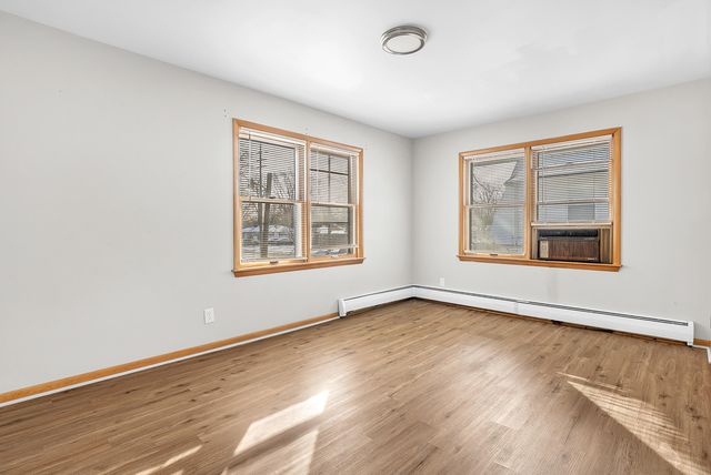 6860 Delaware Street, Merrillville, IN 46410