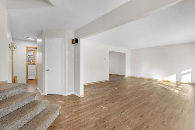 6860 Delaware Street, Merrillville, IN 46410