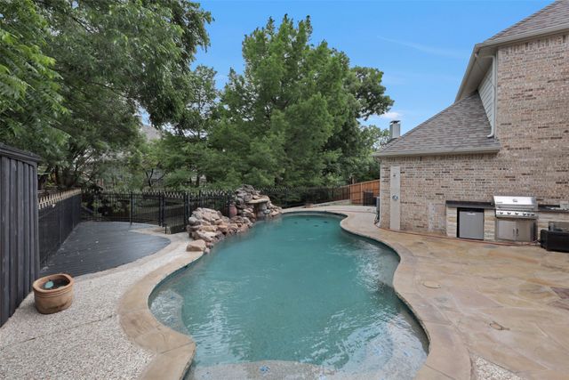 3310 Meadow Wood Drive, Richardson, TX 75082
