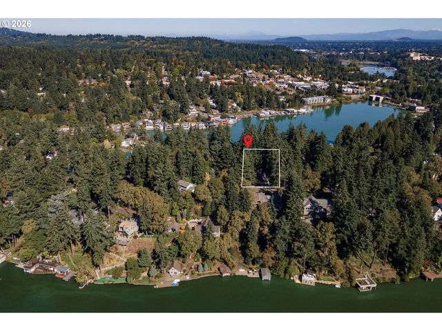 611 RIDGEWAY Rd, Lake Oswego, OR 97034