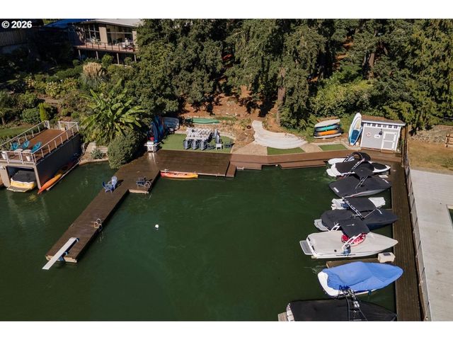 611 RIDGEWAY Rd, Lake Oswego, OR 97034