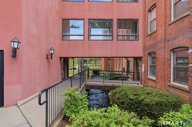 222 Williams Street East 228, Glastonbury, CT 06033