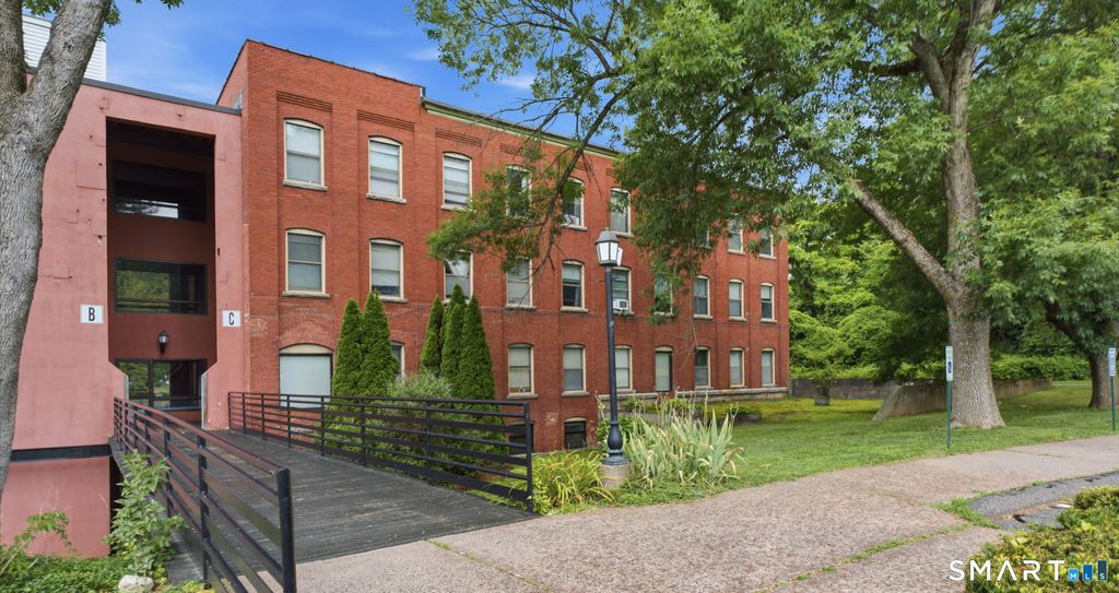222 Williams Street East 228, Glastonbury, CT 06033