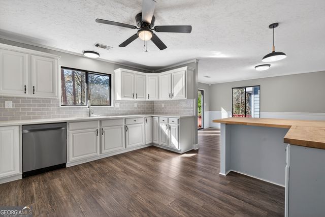 105 Maple Glen Court, Centerville, GA 31028